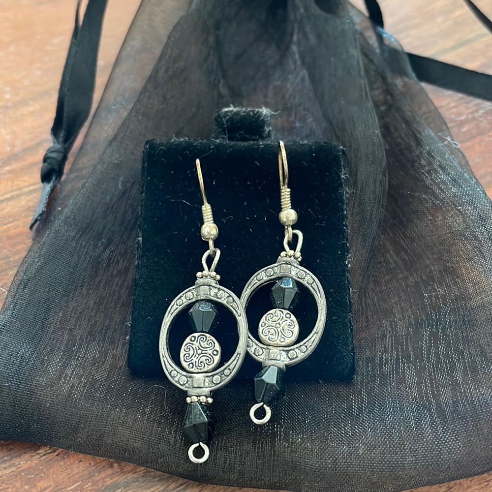 Drop earrings